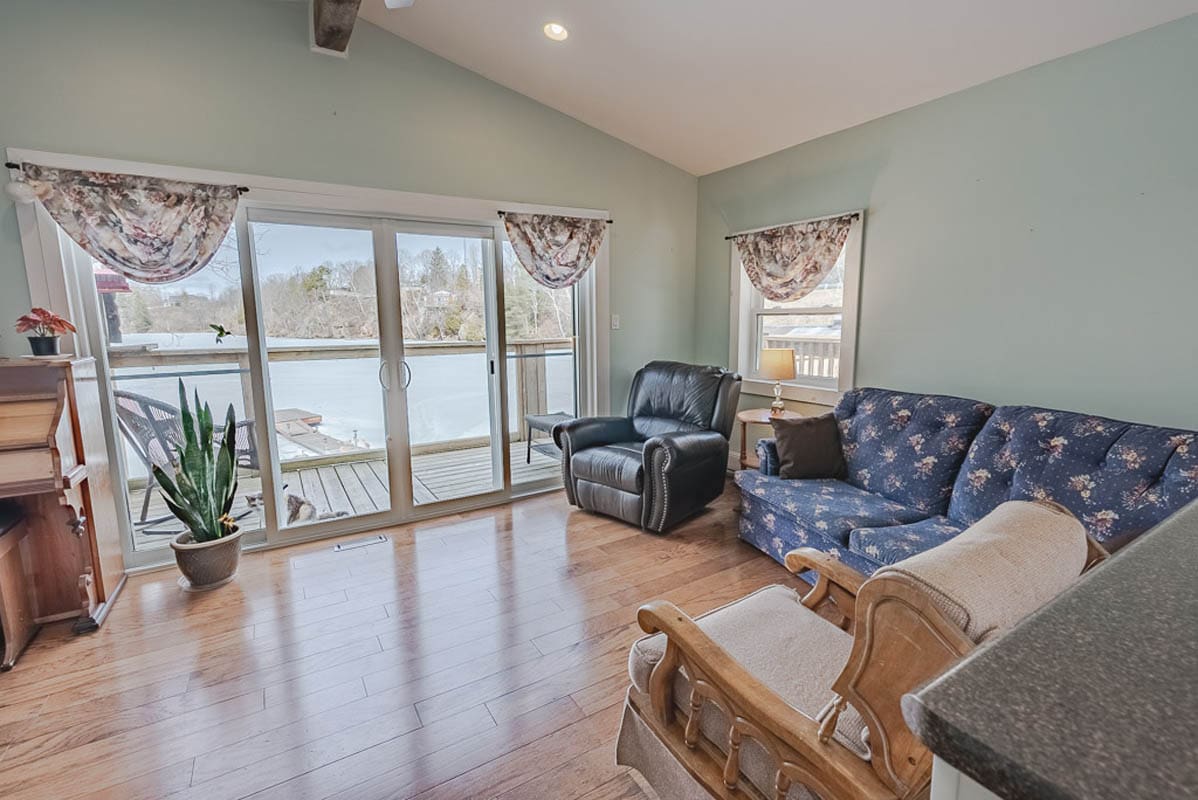 Eagle Lake, 1067 Hampton Road, Tichborne DeClute Real Estate