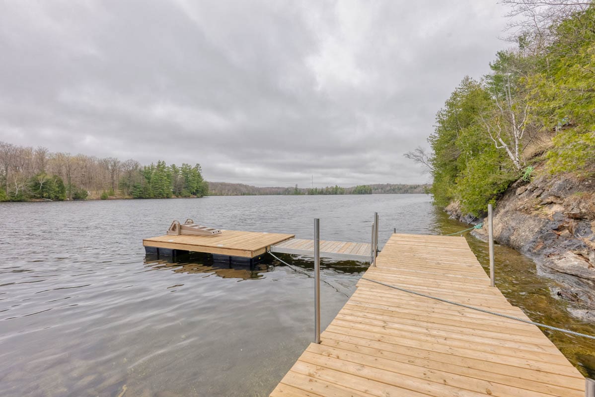 625,000, Sharbot Lake, 1015C Legion Road, Sharbot Lake, ON DeClute