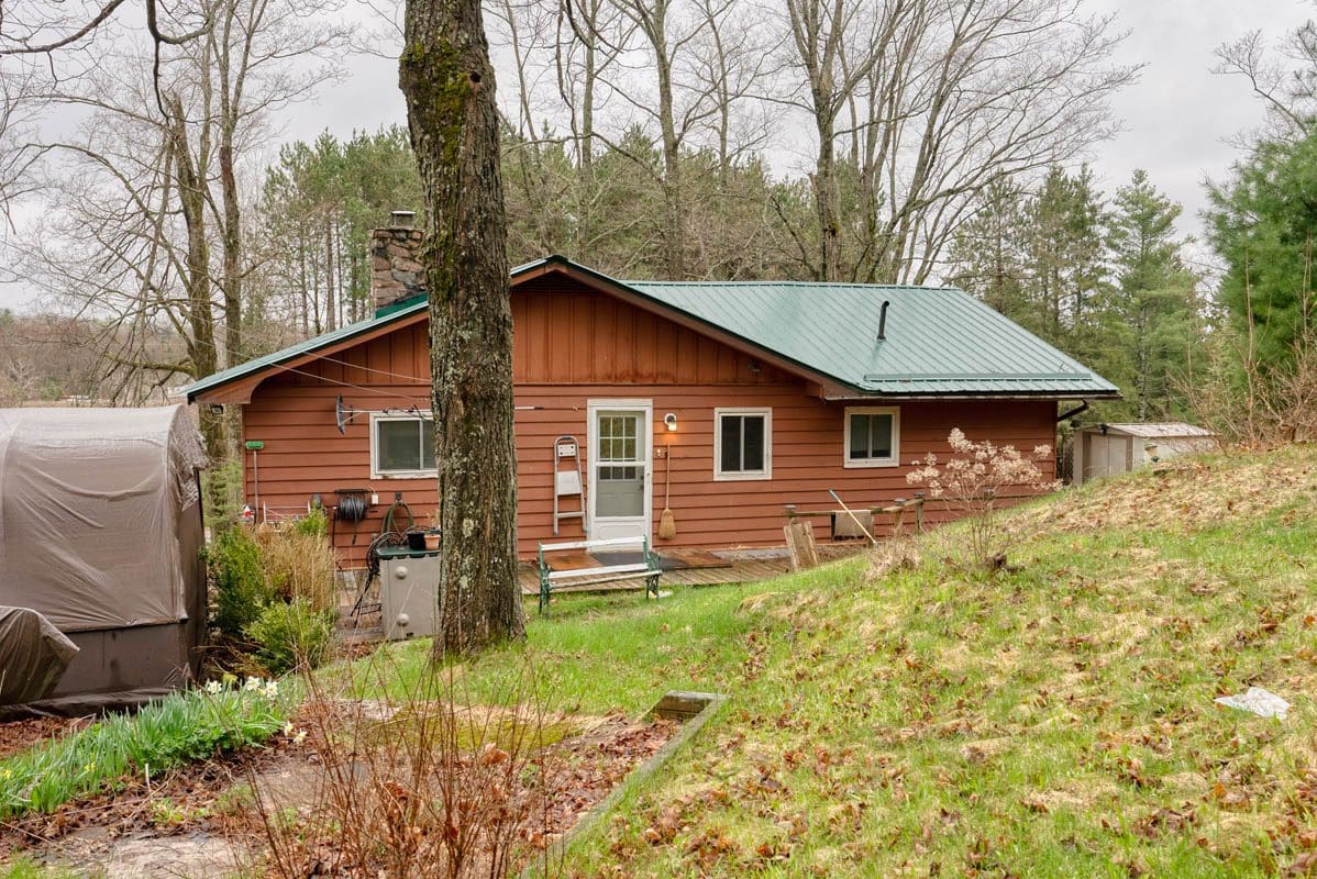 225,000, 1332 Sand Lake Road, Plevna, ON DeClute Real Estate