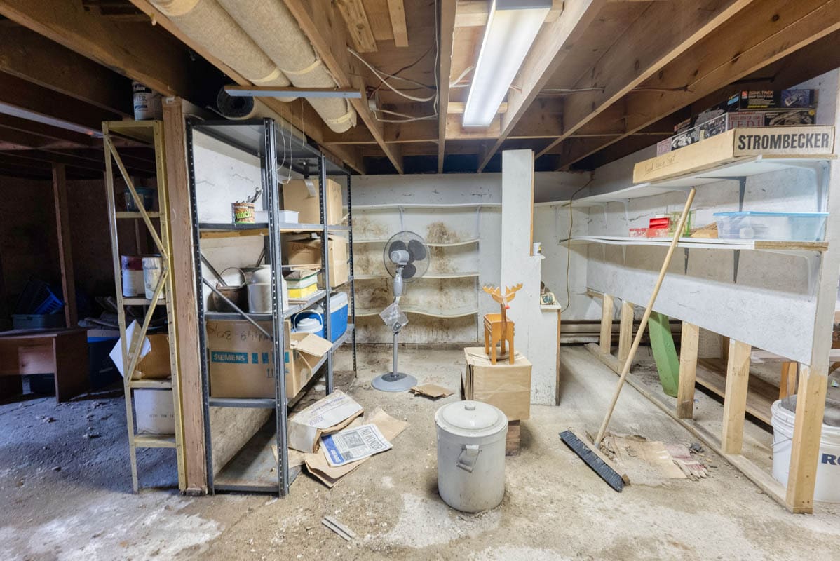 225,000, 1332 Sand Lake Road, Plevna, ON DeClute Real Estate